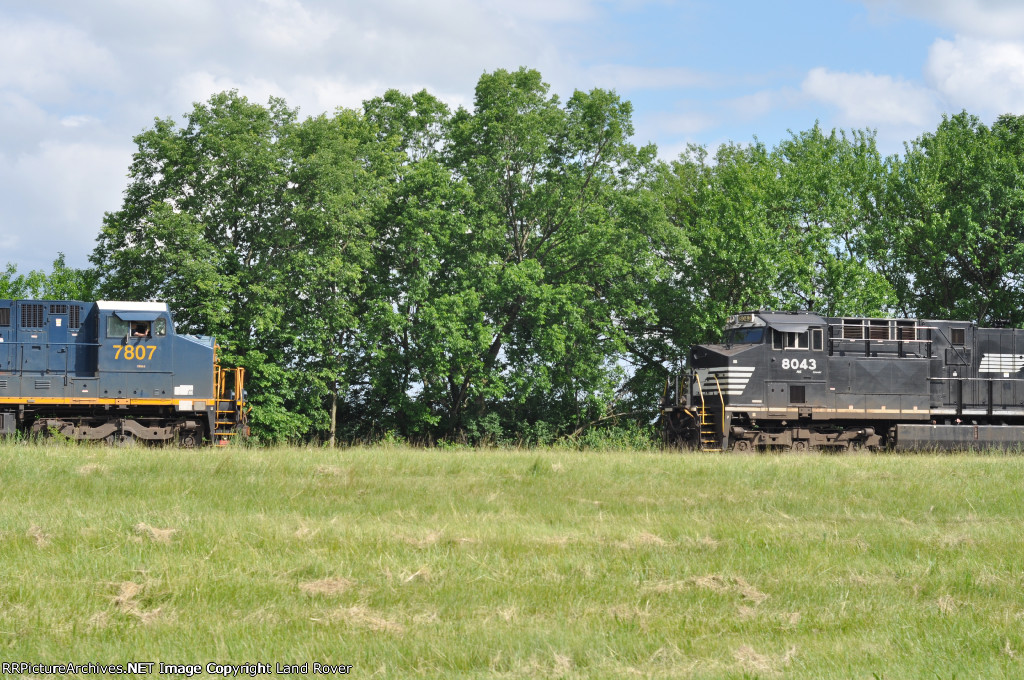 CSXT 7807 South